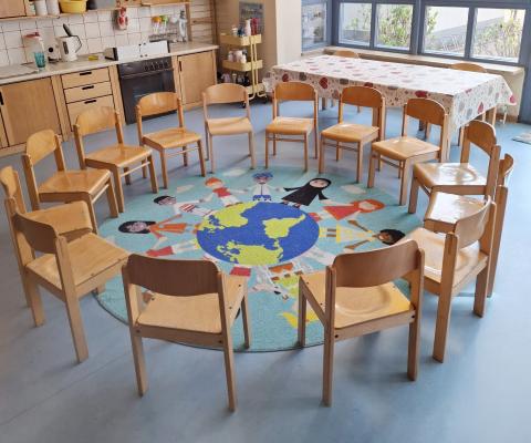 Stuhlkreis im Gruppenraum